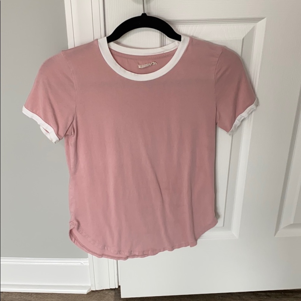 Stretchy and soft ringer tee. Light pink and white